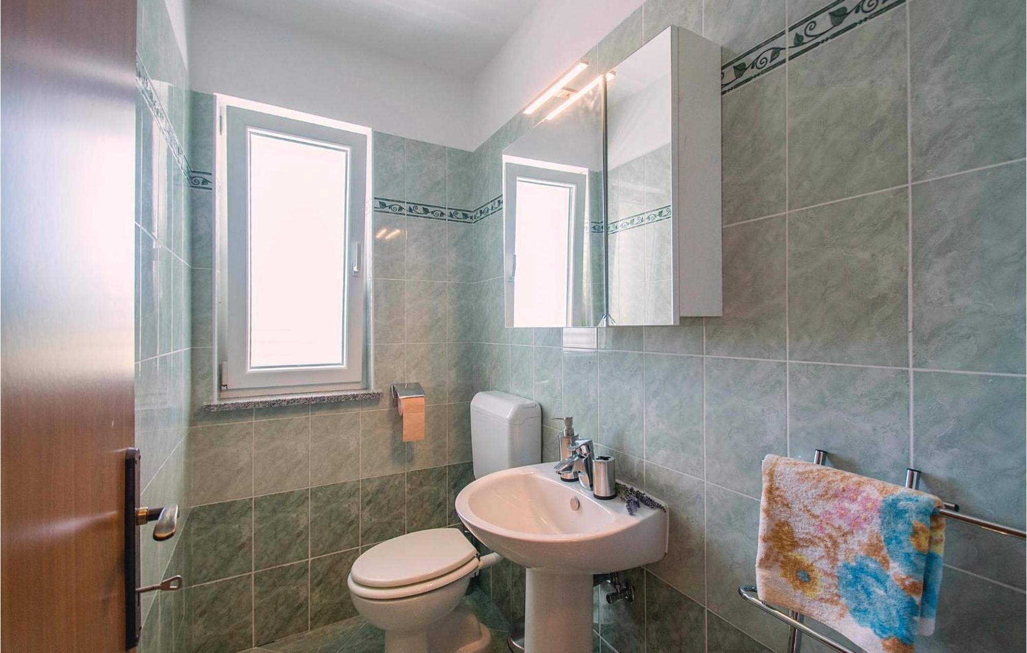 Amazing Apartment In Labin With House Sea View Bagian luar foto