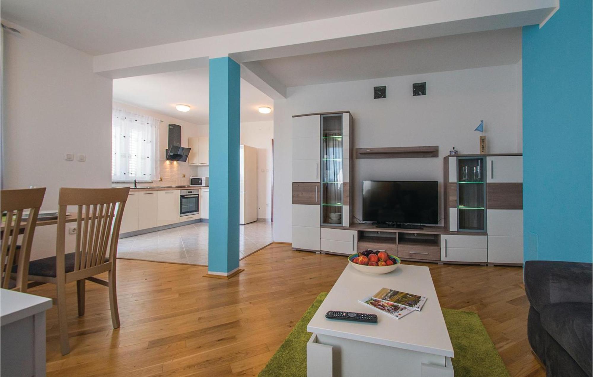 Amazing Apartment In Labin With House Sea View Bagian luar foto